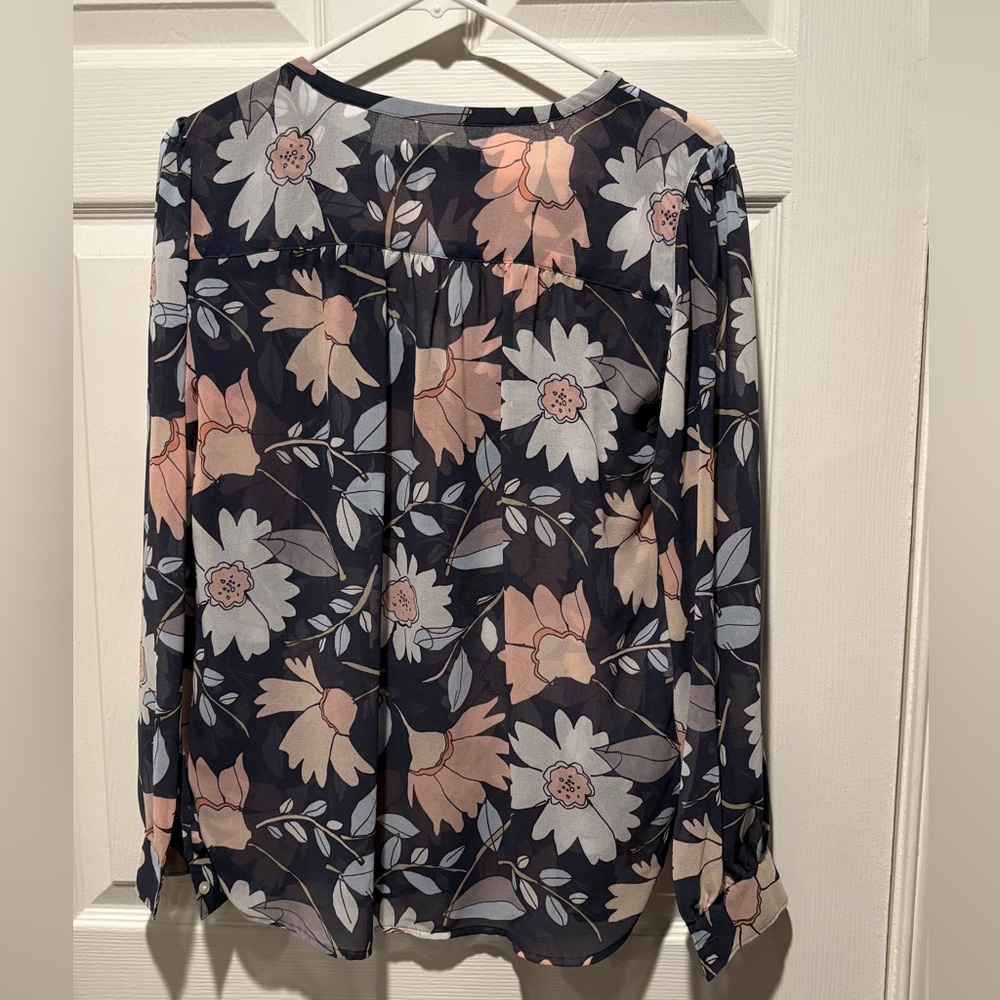 LOFT FLORAL BLOUSE - Picture 2 of 4